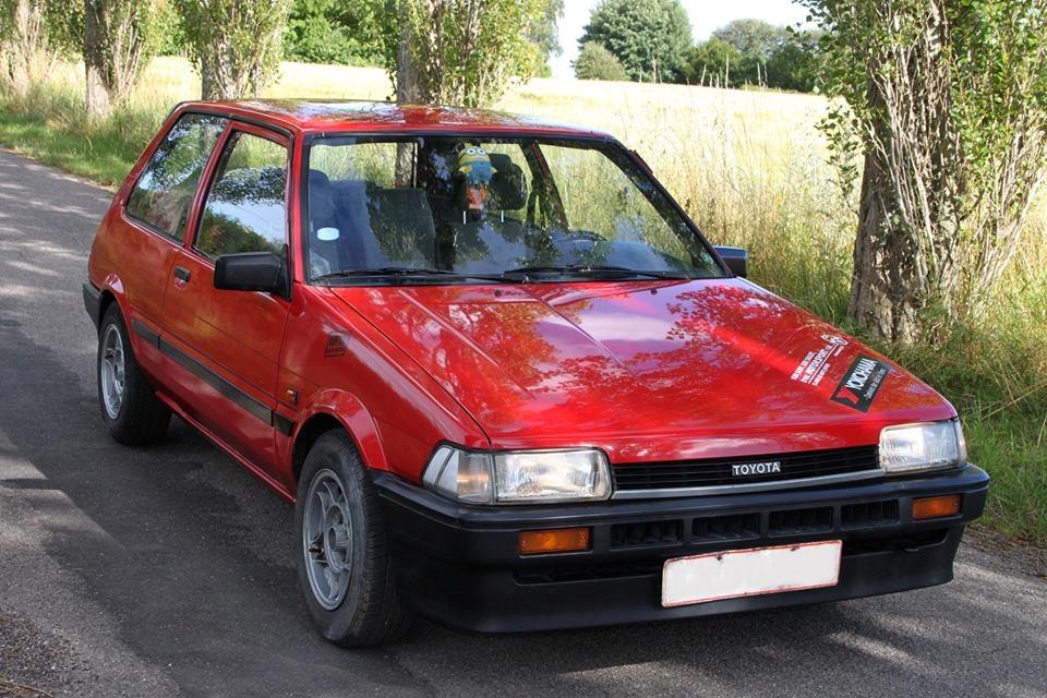 Toyota Corolla ee80 - Som hun står nu! billede 1