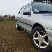 Ford Mondeo MK1