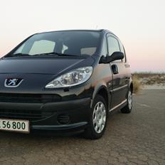 Peugeot 1007