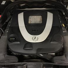 Mercedes Benz W212 E500 *SOLGT*