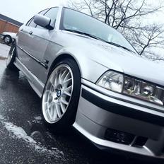 BMW E36 325i