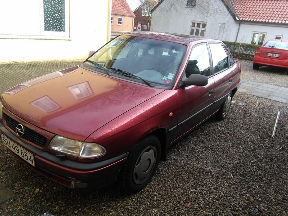 Opel Astra Sedan  billede 5