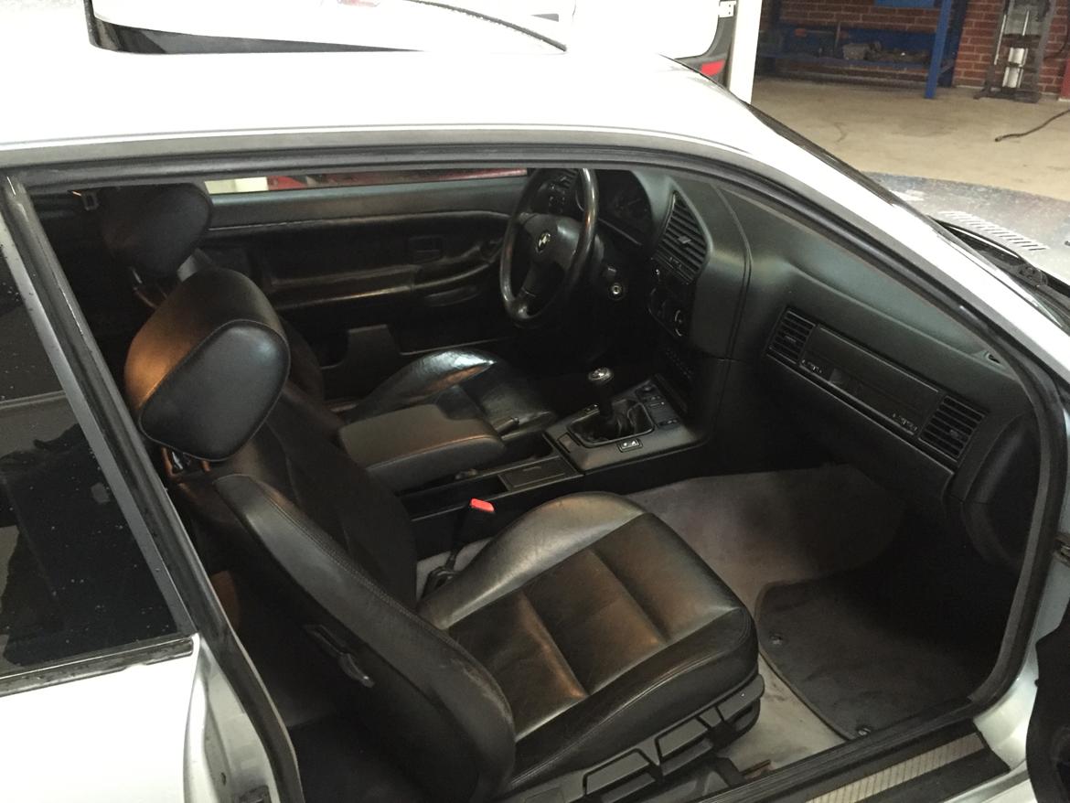 BMW E36 325i Coupé  billede 8