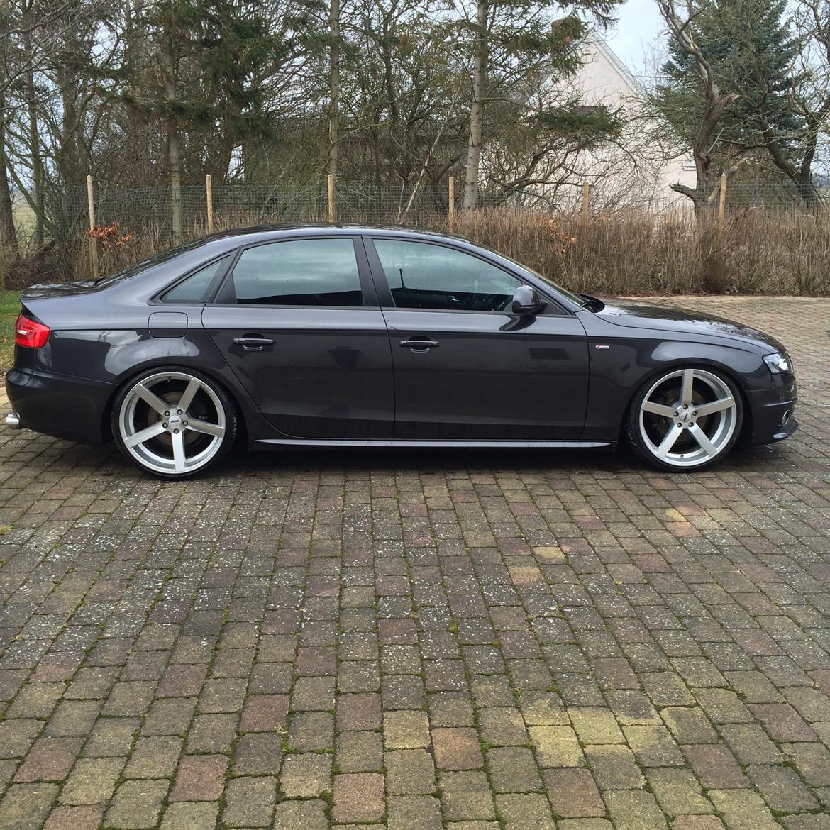 Audi A4 B8 billede 8
