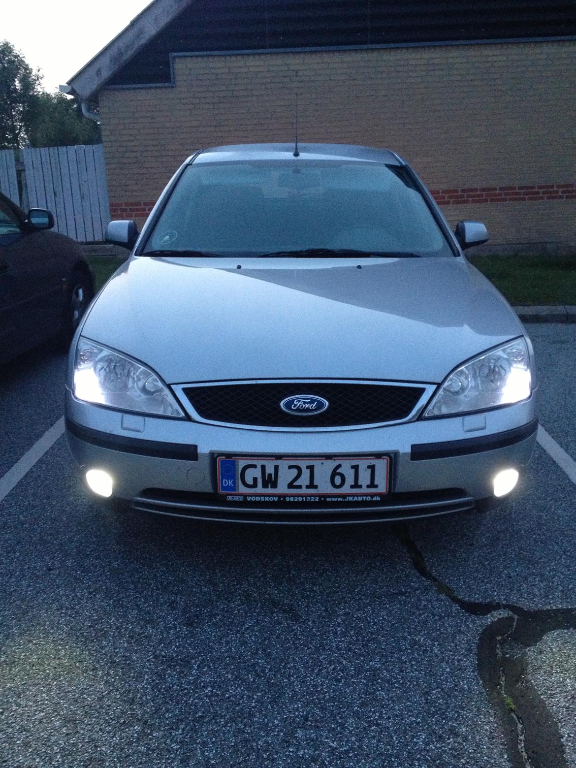 Ford Mondeo mk 3 ghia (SOLGT)  billede 2