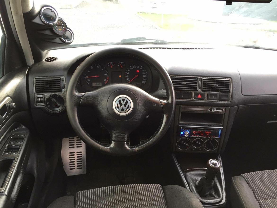 VW Golf IV solgt billede 12