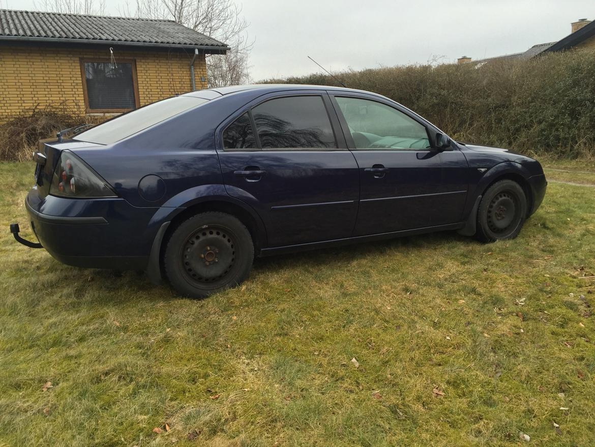 Ford Mondeo Trend billede 2