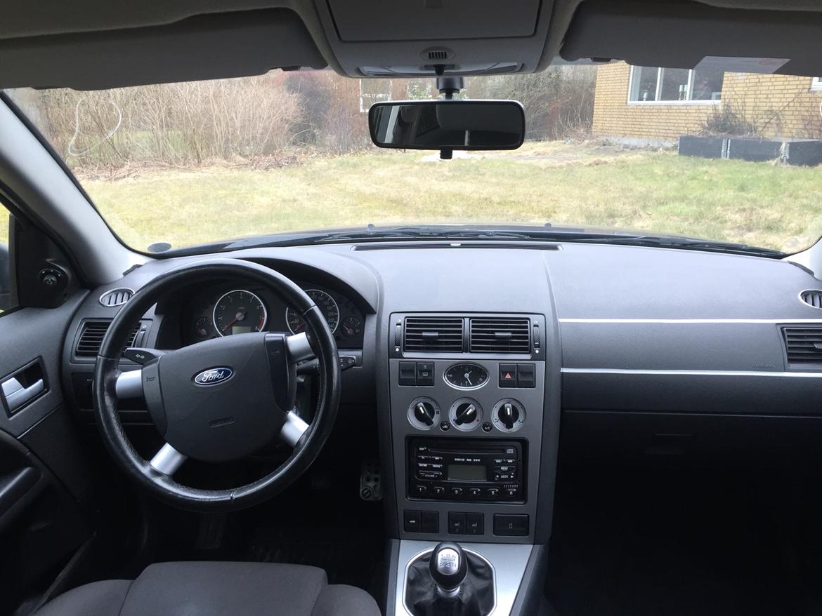 Ford Mondeo Trend billede 11