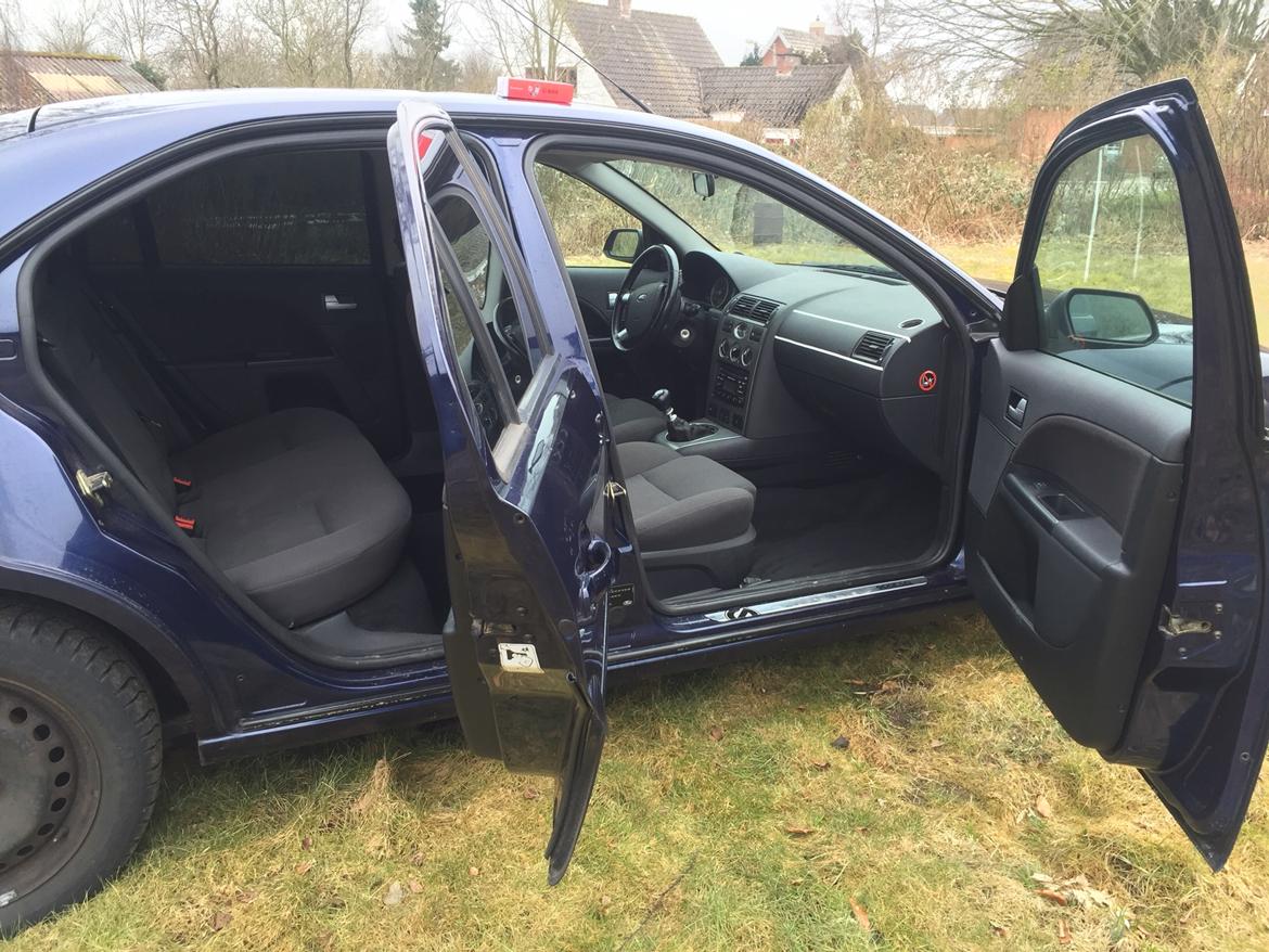 Ford Mondeo Trend billede 14