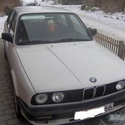 BMW 320i " Solgt "