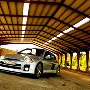 Renault Clio Sport V6