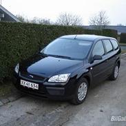 Ford Focus 1,6 Trend st. car