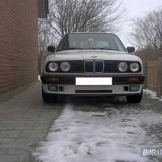 BMW 320i " Solgt "