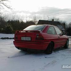 Ford escort xr3i/corolla gt