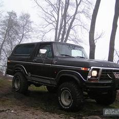 Ford Bronco 4X4 "SOLGT"