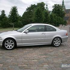 BMW 323ci e46