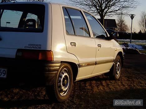 Daihatsu Charade CX 1.3i *SOLGT* - Det er ægte - Ægte - ÆGTE Diahatsu Stålfælge billede 3