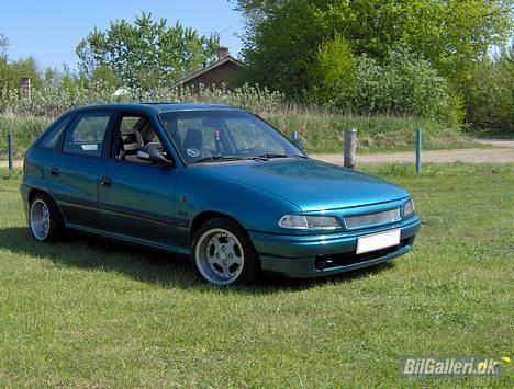 Opel astra f -> solgt <- billede 10