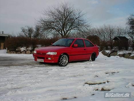 Ford escort xr3i/corolla gt billede 2
