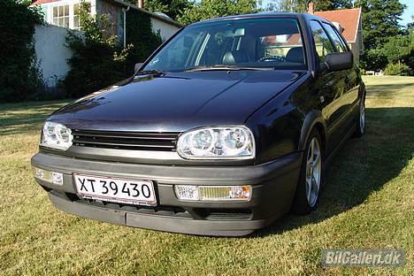 VW Golf 1,8 CL Solgt/byttet - Nyt look billede 1