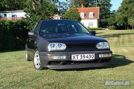 VW Golf 1,8 CL Solgt/byttet billede 2