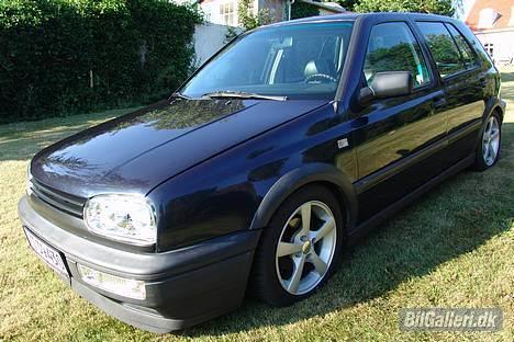 VW Golf 1,8 CL Solgt/byttet billede 3