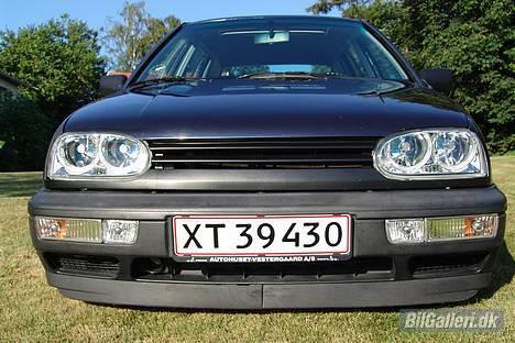 VW Golf 1,8 CL Solgt/byttet billede 5