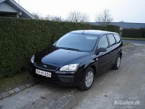 Ford Focus 1,6 Trend st. car billede 1