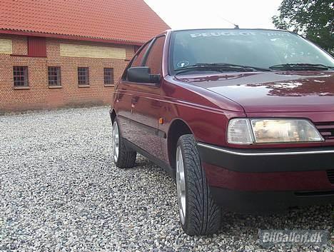 Peugeot 405 1,6 style (SOLGT) billede 7