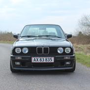 BMW E30 M-Tech 2 325i/328i