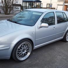 VW Golf 4