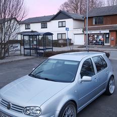VW Golf 4