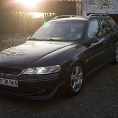 Opel vectra b i500