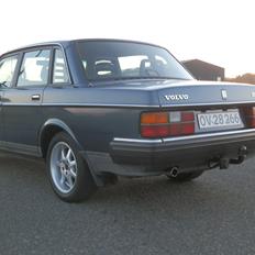 Volvo 240 GL