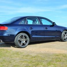 Audi A4 3.2 FSI Quattro 