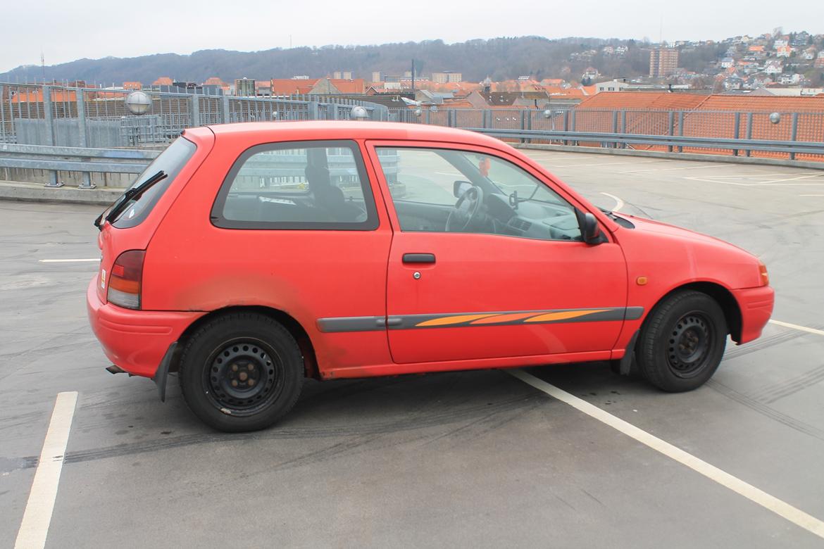 Toyota Starlet. (Tidl. Bil)  billede 4