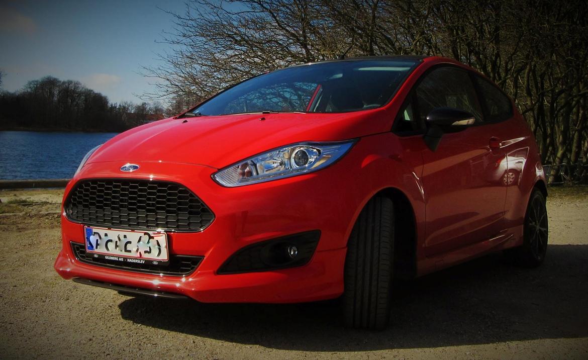 Ford Fiesta red/black edition  billede 3