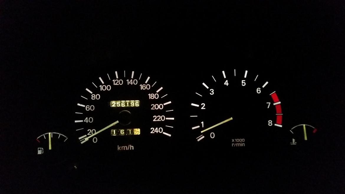 Mitsubishi carisma billede 3