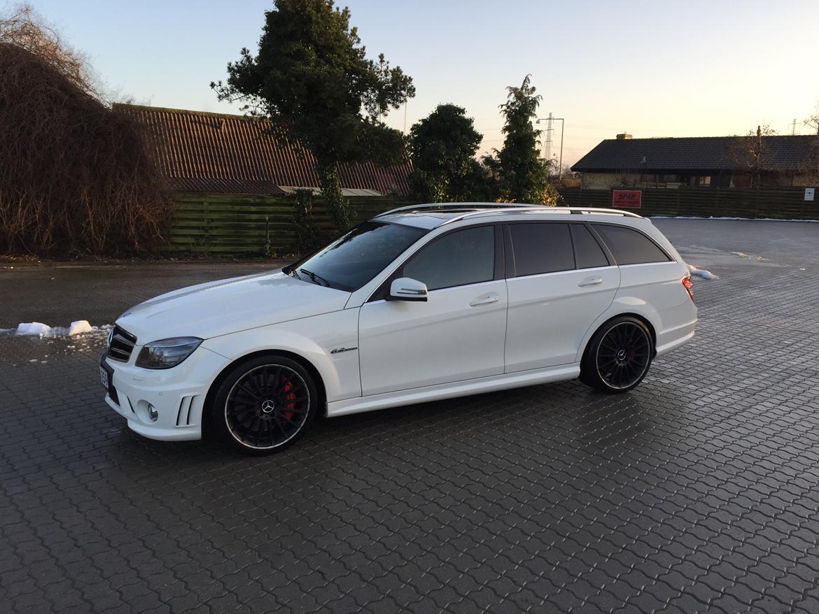 Mercedes Benz C63 AMG Performance (SOLGT) billede 2