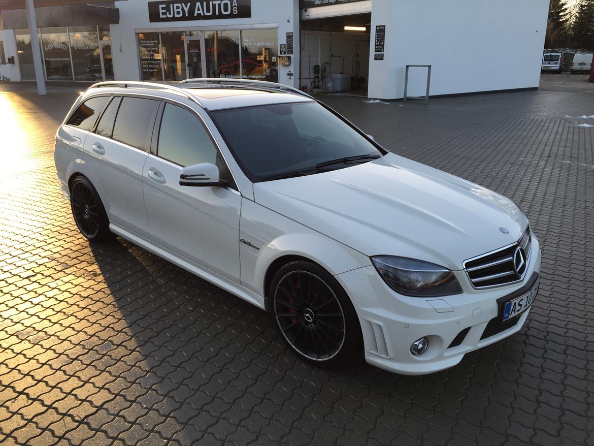 Mercedes Benz C63 AMG Performance (SOLGT) billede 1