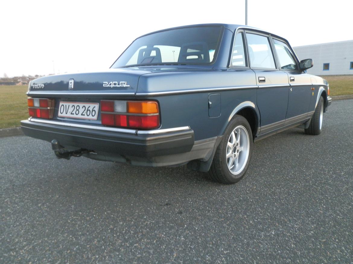 Volvo 240 GL billede 9