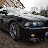 BMW E39 520i