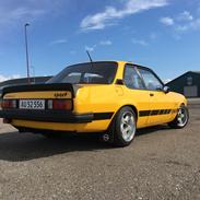 Opel Ascona B 2.0E Sport *solgt*