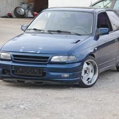 Opel Astra F GSI 2.0