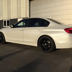 BMW 320d Aut (F30)