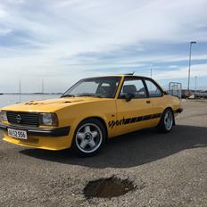 Opel Ascona B 2.0E Sport *solgt*