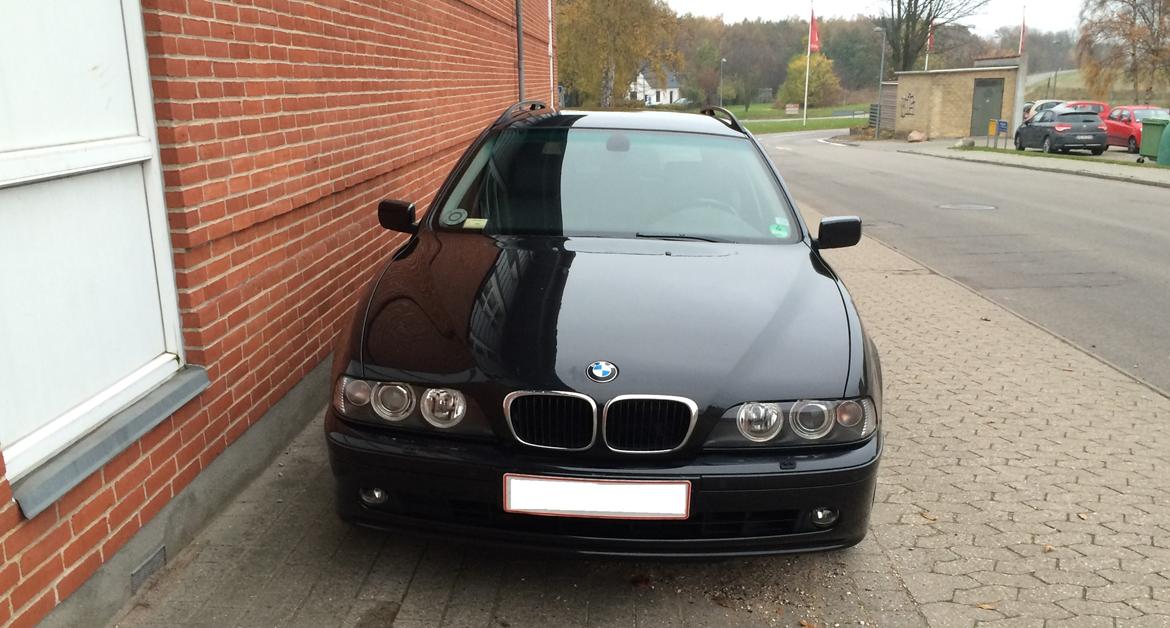 BMW 530i Touring *Solgt* billede 3