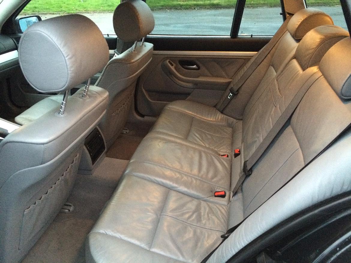 BMW 530i Touring *Solgt* billede 7