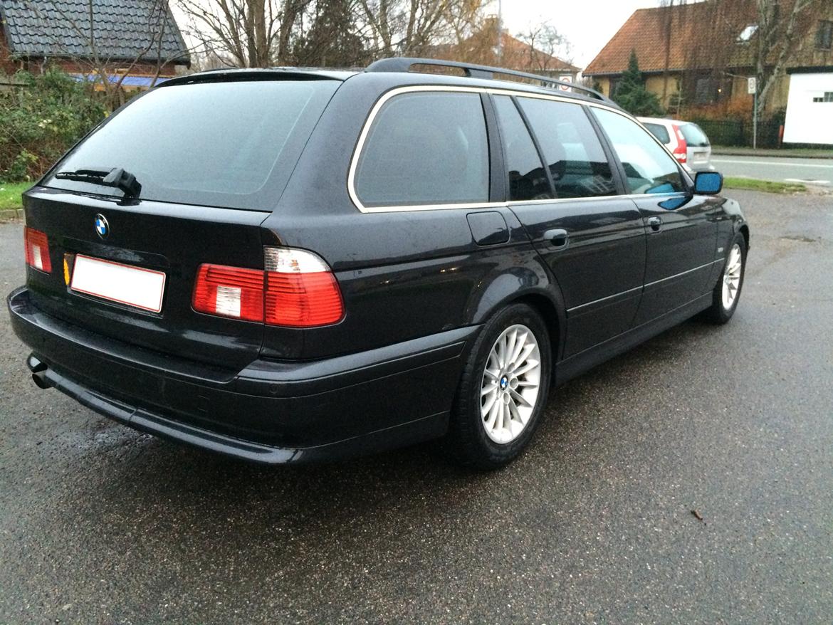 BMW 530i Touring *Solgt* billede 12