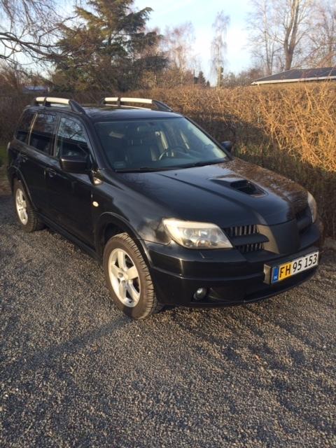 Mitsubishi Outlander TURBO billede 1